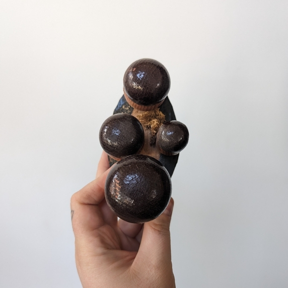 Wooden folk mushrooms x 2 - Picture 8 of 9